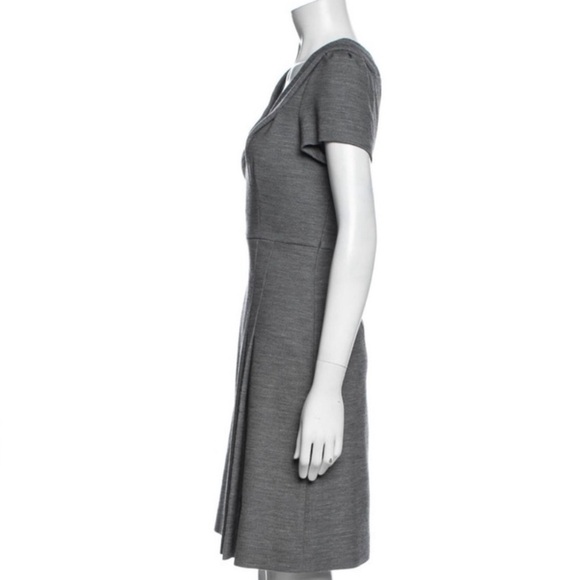 Prada Gray V-Neck Midi Dress - Authentic - Picture 4 of 7